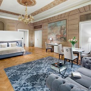 Suite Premium Lit King-Size