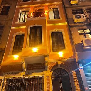 Agus Flats Galata