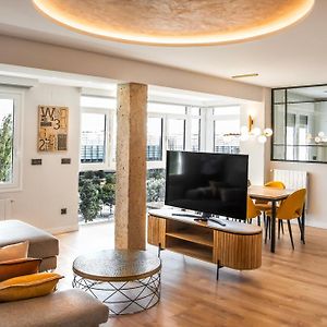 Appartement à 3 Chambres à Coucher