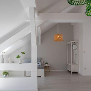 High Light Apartment