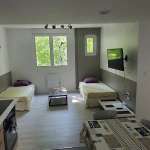 Appartement à 3 Chambres à Coucher