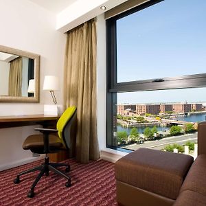 Chambre Lit Queen-Size