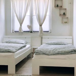 Holiday Home Cologne With Balkon - Near Koelnmesse - Temporary Living-