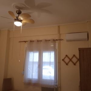 Myrtle, City Center Renovated Apartment