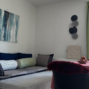 New Studio Apartment In Central Budapest - Free Parking