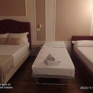 Appartement à 1 Chambre à Coucher au Deuxième Étage