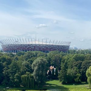 Dedek Park - Historyczny Dworek W Pieknym Parku Skaryszewskim Obok Stadionu Narodowego