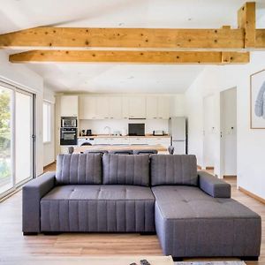 Villa à 2 Chambres à Coucher