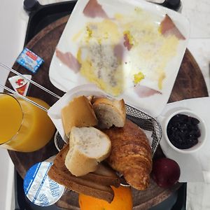Appartement à 3 Chambres à Coucher