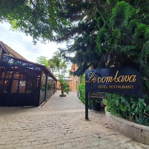 LE COMBAVA Hôtel