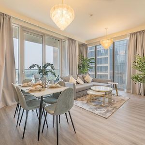 First Class 2Br With Full Dubai Boulevard View