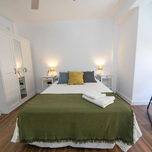 Appartement à 3 Chambres à Coucher