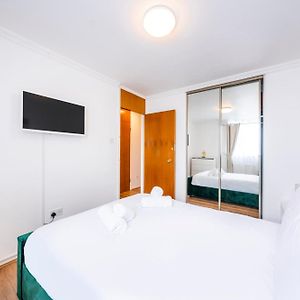 Appartement à 3 Chambres à Coucher