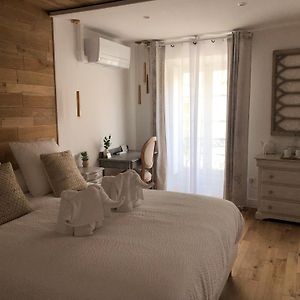 Chambre Lit Queen-Size