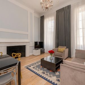 Appartement de Luxe à 1 Chambre à Coucher