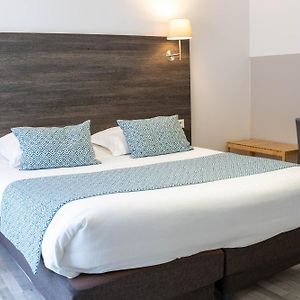 Chambre Double avec Accès aux Personnes Handicapées