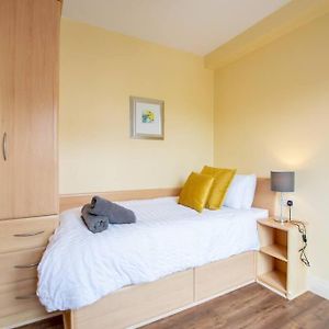 31 - Stunning Duplex By Shortstays