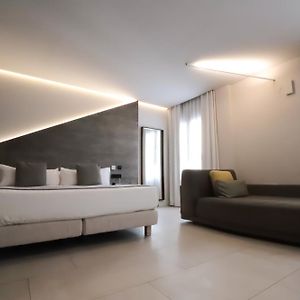 Suite Standarde