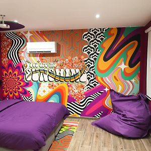 Capsule Groovy-Jacuzzi-Sauna-Billard-Netflix- Nintendo Switch & Jeux