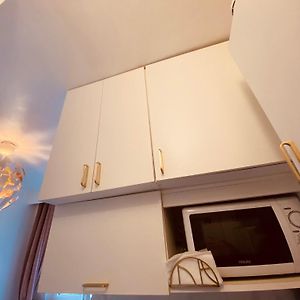 Fully equipped Studio in the heart of Paris - Area champs Elysées