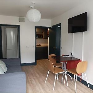 Tom Dick And Harriet'S Accommodation