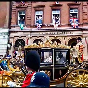 Superb Apartment Near Buckingham Palace