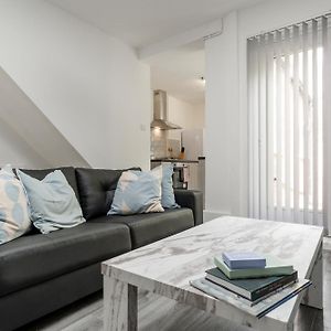 Vichy - Strathcona Suites, Houses In Wavertree