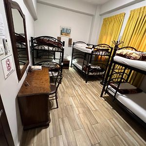 Chambre Juste Pour Femmes Dortoir