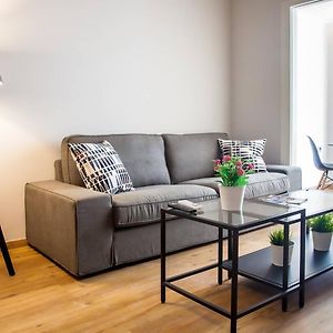 Appartement à 2 Chambres à Coucher