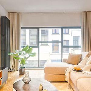 Appartement à 2 Chambres à Coucher