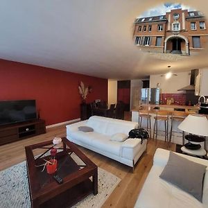 Appartement à 2 Chambres à Coucher