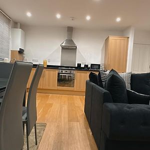 Appartement à 2 Chambres à Coucher