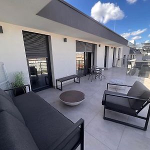 Appartement à 3 Chambres à Coucher
