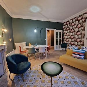 Appartement à 2 Chambres à Coucher