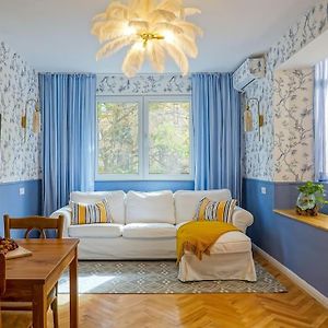Appartement à 2 Chambres à Coucher