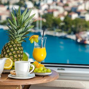 Apartment Antonija With Sea View