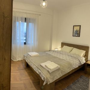 Simplicity Center Apartment