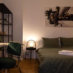 Appartement à 3 Chambres à Coucher