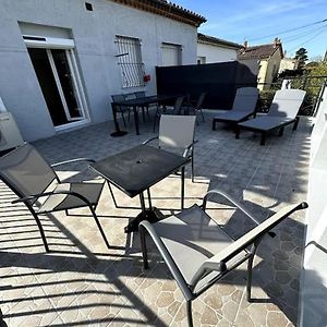 Appartement à 3 Chambres à Coucher