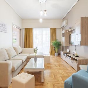 Appartement à 3 Chambres à Coucher