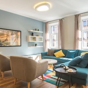 Appartement à 2 Chambres à Coucher