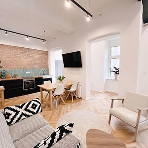 Appartement à 2 Chambres à Coucher