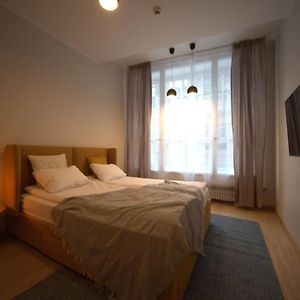 Appartement à 3 Chambres à Coucher