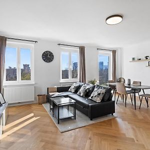 Appartement à 2 Chambres à Coucher