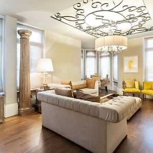 Appartement à 3 Chambres à Coucher