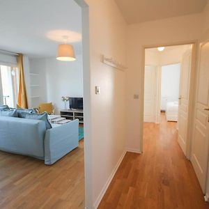 Appartement à 2 Chambres à Coucher