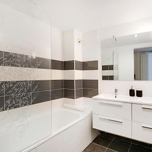 Appartement à 2 Chambres à Coucher