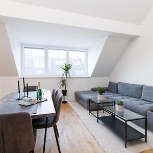 Symphony Apartments 41 - Modern Loft With Terrace And Grill In Central Location