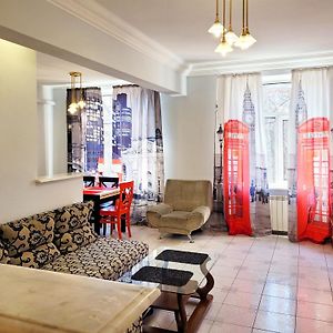 Appartement à 2 Chambres à Coucher