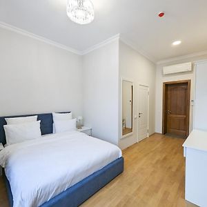 Kyiv Honchara Hotel